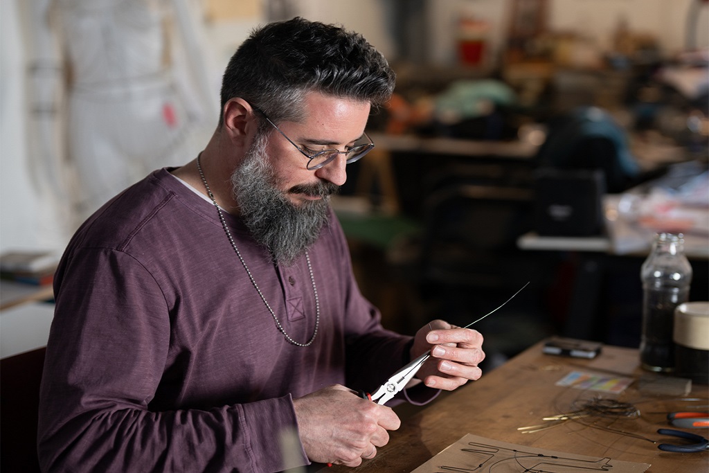 קובי סיבוני יוצר בסטודיו